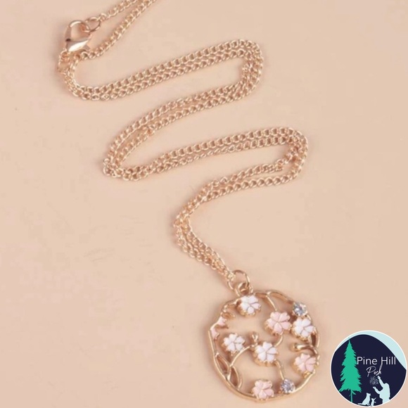 NEW Flower Necklace Delicate Pink & White Blossoms on Gold-tone Chain - Picture 2 of 4